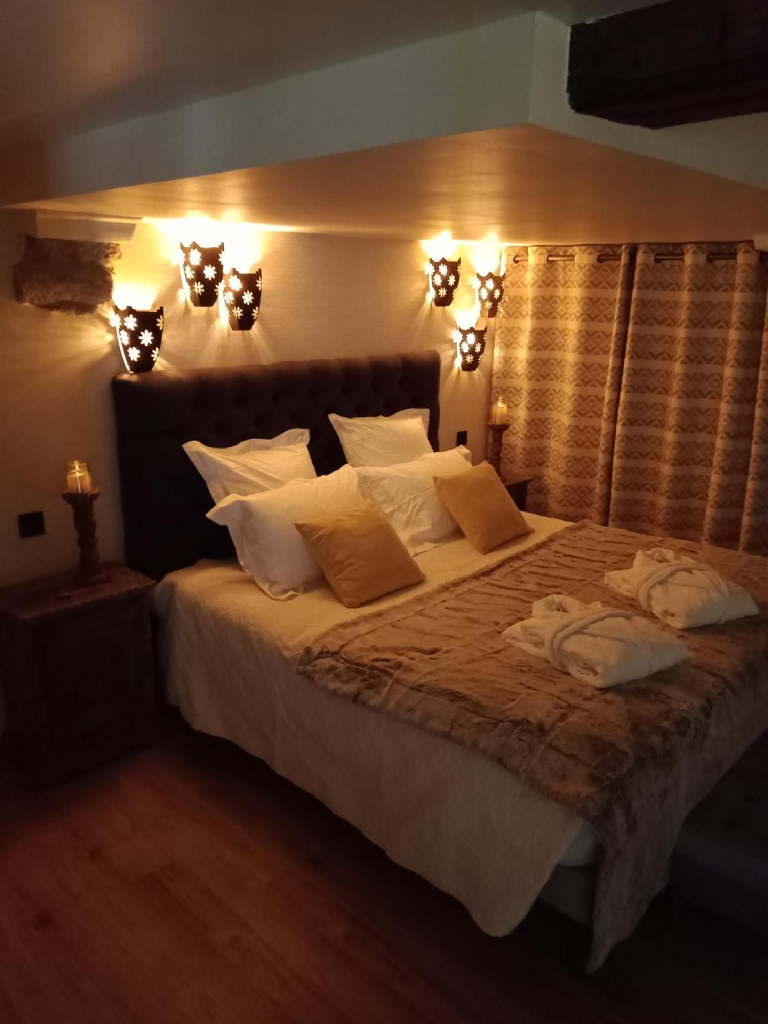 Manoir Du Grand Chene Hotel La Vraie-Croix Habitación foto